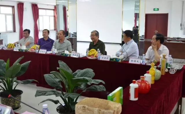 承德琢酒調(diào)研座談