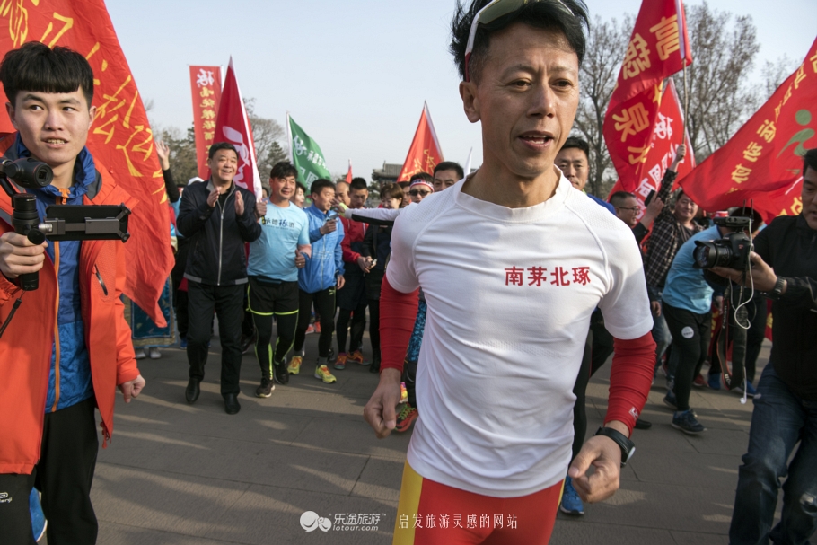 20180401142825415732468_910